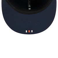 Casquette ajustée New Era 59FIFTY bleu marine Chicago Bears 2025 Sideline Quill Tech pour homme