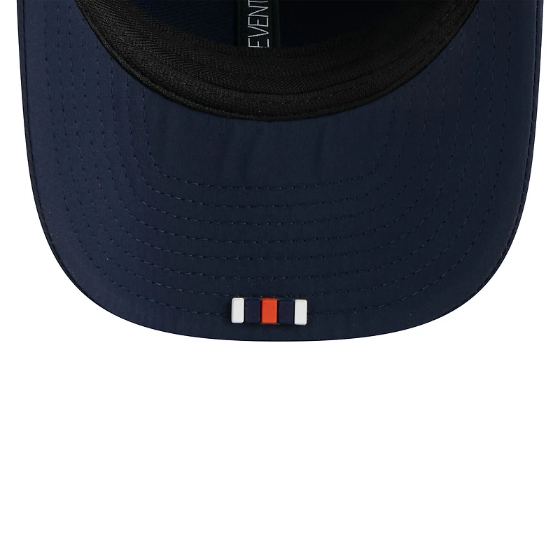 Men's New Era  Navy Chicago Bears 2025 Sideline 9SEVENTY Adjustable Trucker Hat