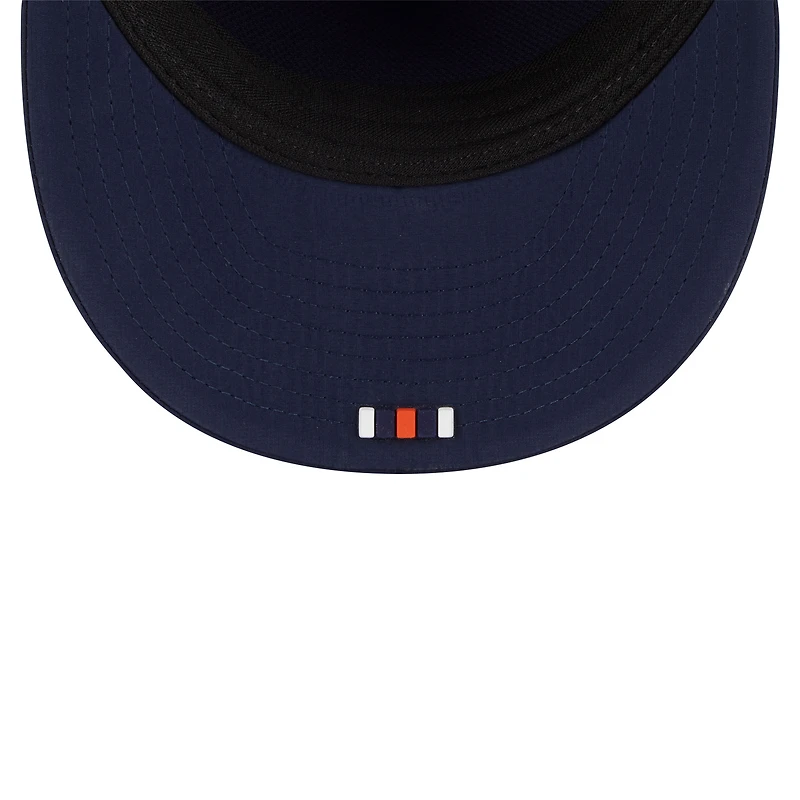 Casquette ajustée New Era 59FIFTY bleu marine Chicago Bears 2025 Sideline Retro Crown pour homme