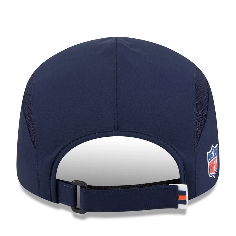 Men's New Era Navy Chicago Bears 2025 Sideline  Runner Adjustable Hat