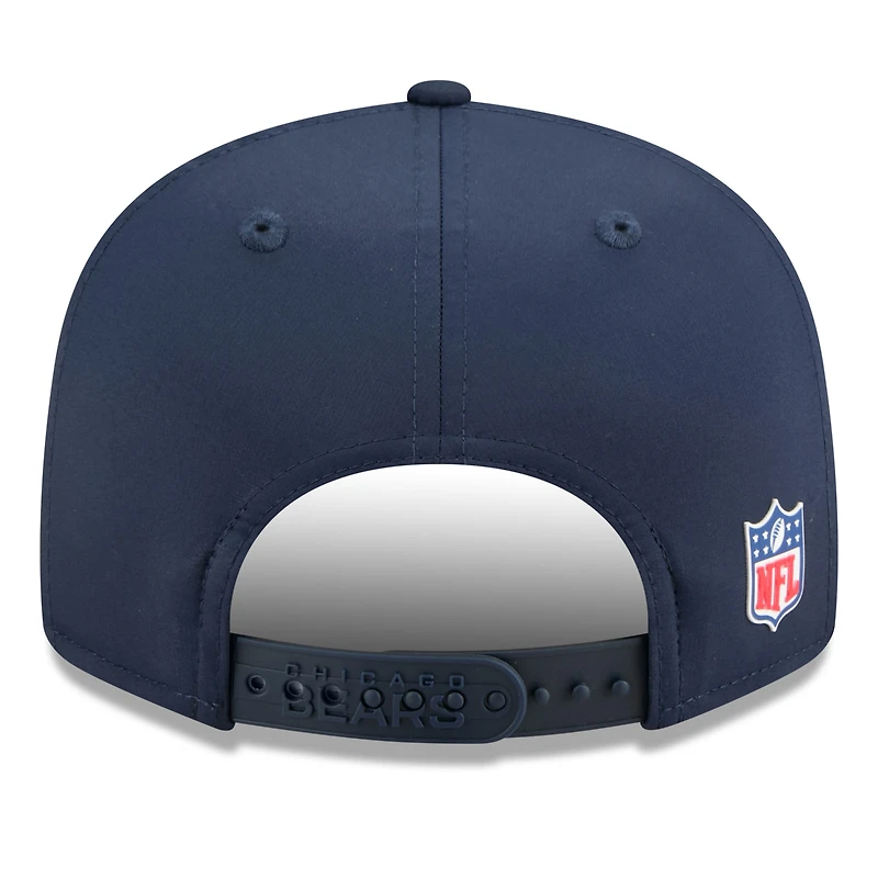 Men's New Era Navy Chicago Bears 2025 Sideline Split Panel 9FIFTY Snapback Hat