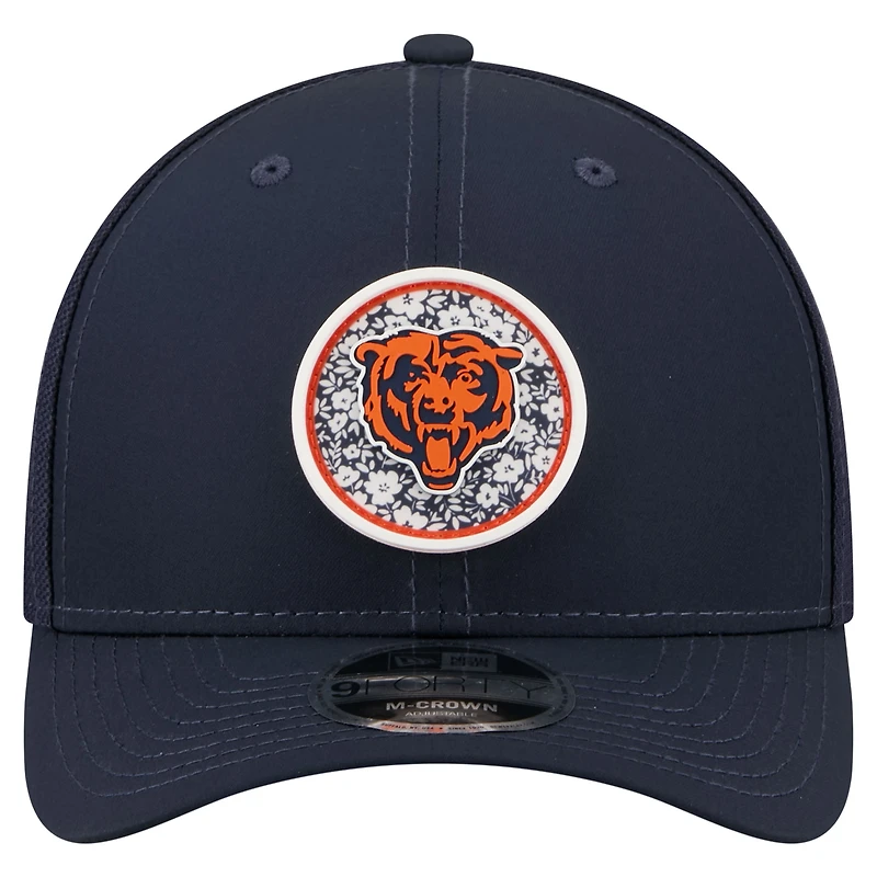 Casquette trucker ajustable New Era 9FORTY M-Crown pour homme, bleu marine, motif floral Chicago Bears