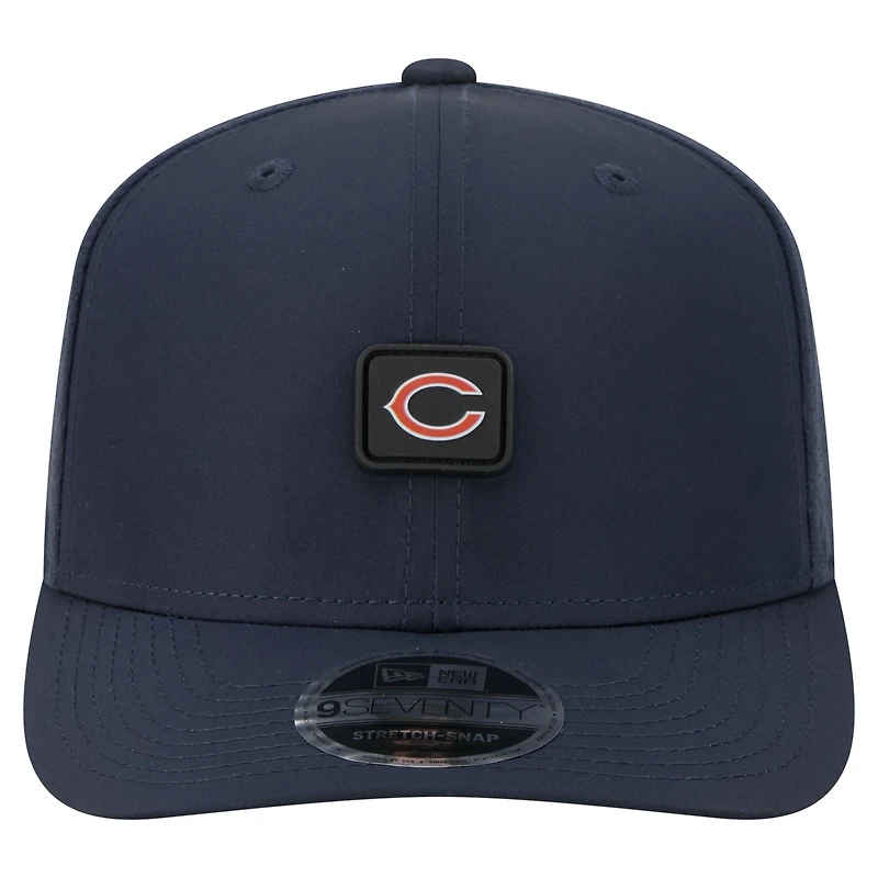 Men's New Era Navy Chicago Bears Micro Badge 9SEVENTY Adjustable Hat