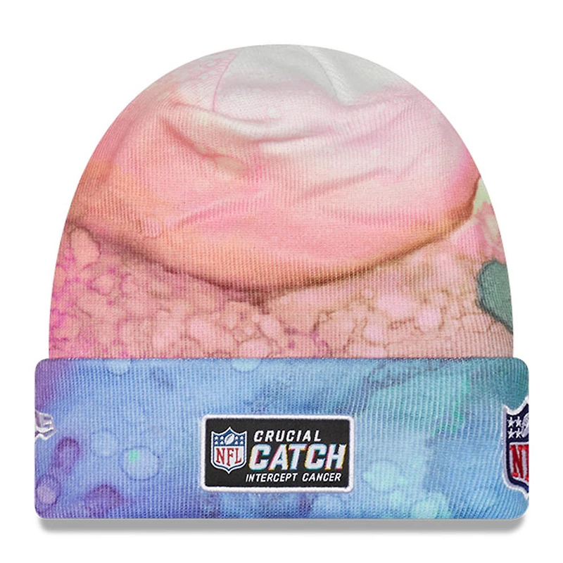 Bonnet en tricot Crucial Catch Chicago Bears 2022 NFL New Era pour homme, rose