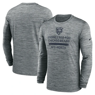 T-shirt Nike gris à manches longues pour homme Chicago Bears Sideline Velocity Performance
