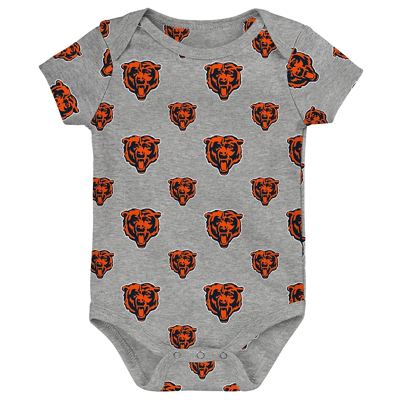 Newborn Outerstuff Chicago Bears Little Tike 3-Piece Bodysuit Set