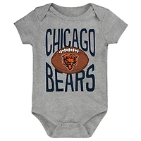 Newborn Outerstuff  Gray Chicago Bears For the Ball Bodysuit
