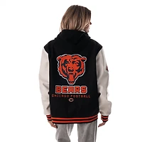 Veste universitaire à capuche unisexe The Wild Collective noire des Chicago Bears