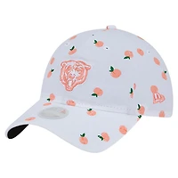Casquette ajustable 9TWENTY blanche à motif de fruits des Chicago Bears de New Era pour femme
