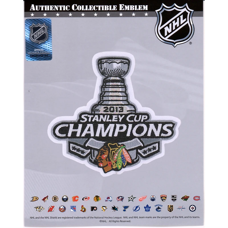 Écusson de maillot non signé des champions de la Coupe Stanley 2013 des Blackhawks de Chicago avec l'emblème national