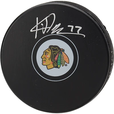 Rondelle de hockey autographiée par Kirby Dach des Blackhawks de Chicago
