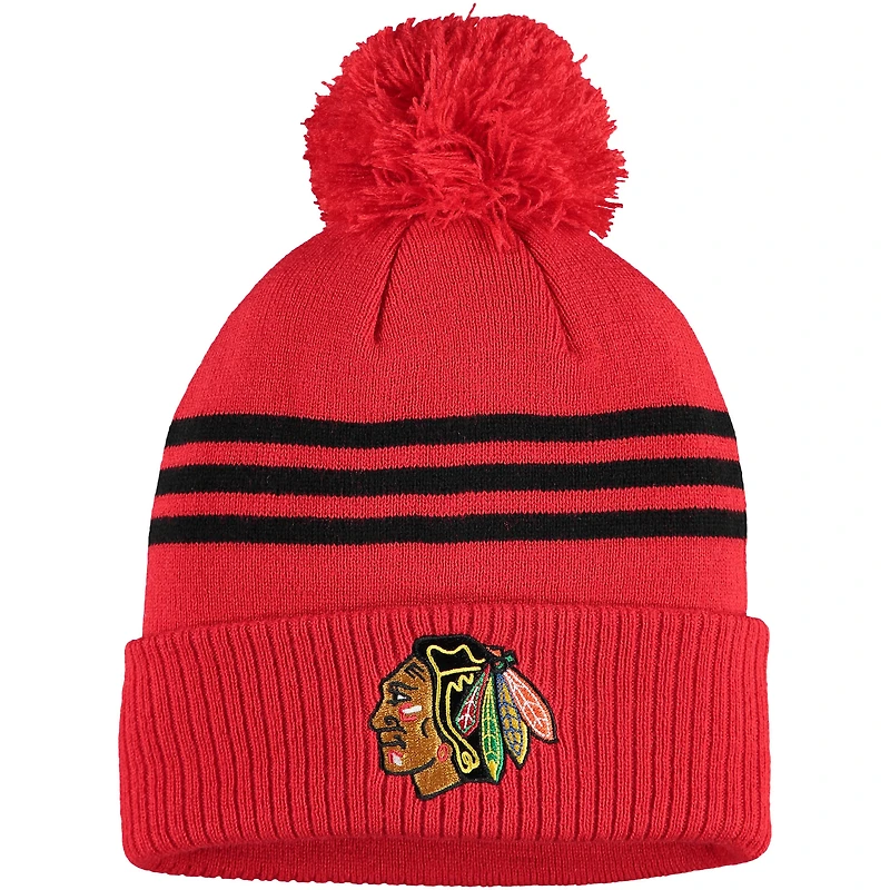 Bonnet en tricot à revers à trois bandes adidas pour hommes, bleu marine, Chicago Blackhawks Locker Room avec pompon