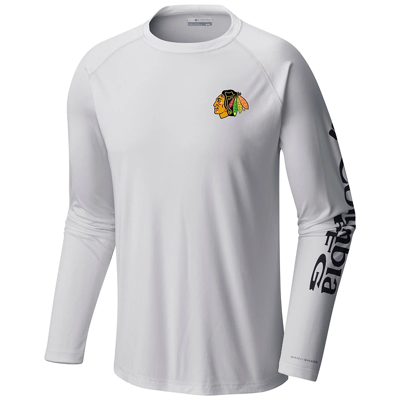 Men's  Columbia White Chicago Blackhawks Terminal Tackle Omni-Shade Raglan Long Sleeve T-Shirt