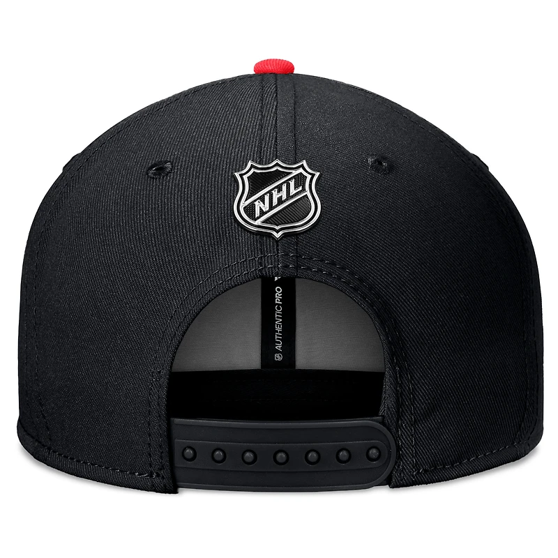 Casquette snapback noir Chicago Blackhawks 2024 NHL Draft Fanatics pour hommes