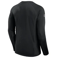 Men's Fanatics  Black Chicago Blackhawks Authentic Pro Rink Tech Long Sleeve T-Shirt