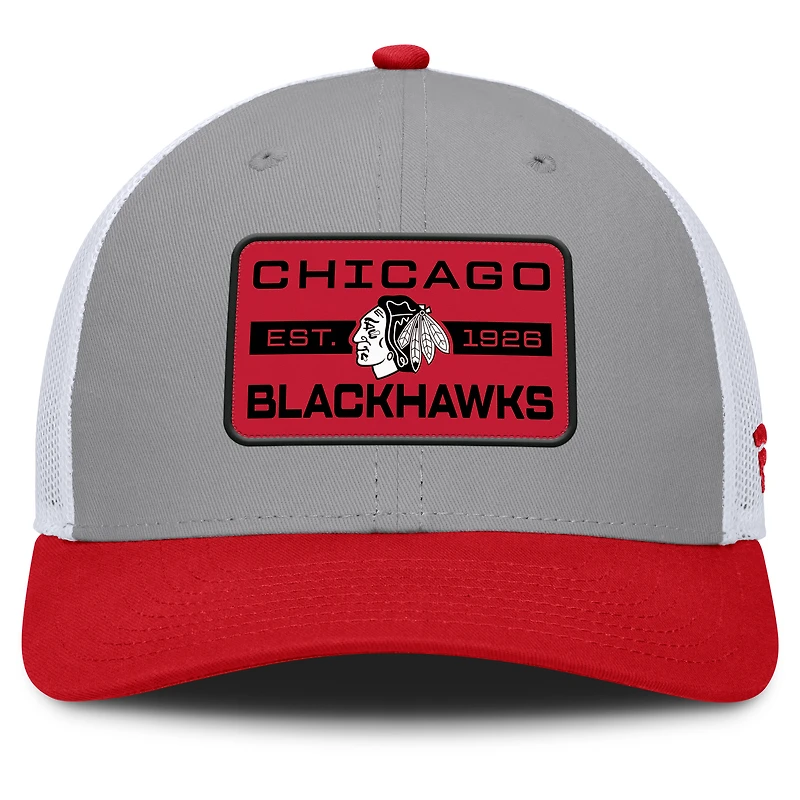 Casquette ajustable Fanatics grise/rouge pour homme des Chicago Blackhawks Fundamental Adapt Trucker
