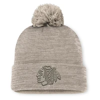 Bonnet en tricot à revers et pompon Fanatics Tan Authentic Pro Road des Blackhawks de Chicago pour homme