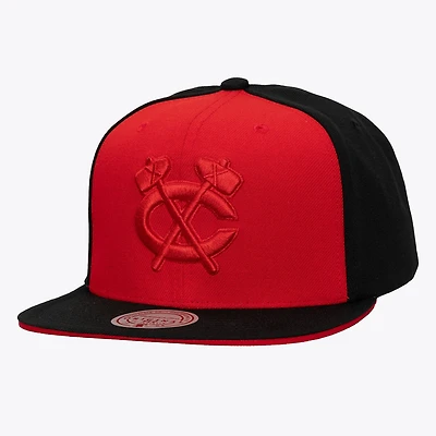 Casquette Snapback Mitchell & Ness rouge/noir Chicago Blackhawks Color Pop pour homme