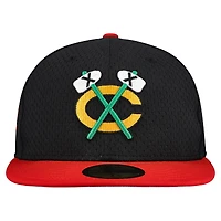 Men's New Era Black/Red Chicago Blackhawks Mesh Crown Two-Tone 59FIFTY Fitted Hat