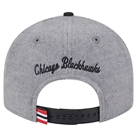 Casquette snapback 9FIFTY basse en laine New Era pour homme, gris/noir, avec pin des Blackhawks de Chicago