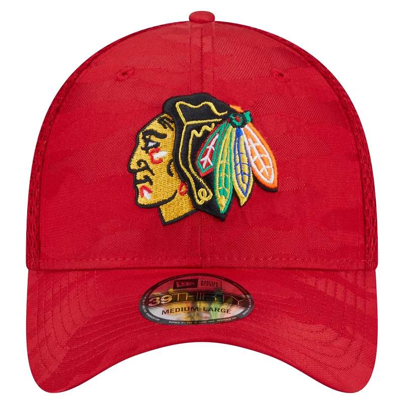 Men's New Era  Red Chicago Blackhawks Active Subtle Camo 39THIRTY Flex Hat
