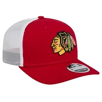 Casquette camionneur extensible 9SEVENTY Chicago Blackhawks rouge New Era pour homme