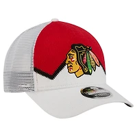 Casquette de camionneur ajustable 9FORTY A-Frame M-Crown pour homme, blanche/rouge, des Chicago Blackhawks, New Era