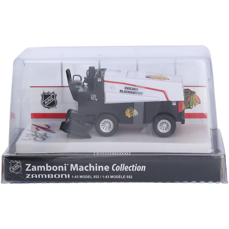 Zamboni moulée sous pression autographiée à l'échelle 1:43 de Nick Foligno par les Blackhawks de Chicago