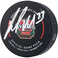 Rondelle de match officielle autographiée par Pat Maroon des Blackhawks de Chicago lors de la Classique d'hiver de la LNH 2025