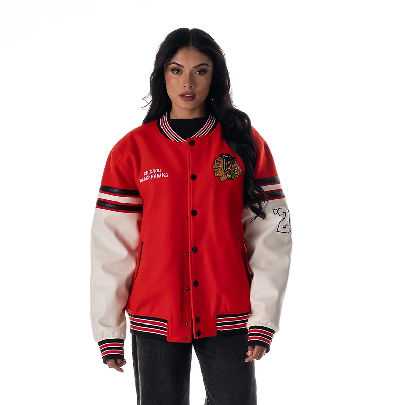 Veste universitaire unisexe The Wild Collective rouge Chicago Blackhawks à épaules tombantes et boutons-pression