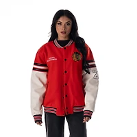 Veste universitaire unisexe The Wild Collective rouge Chicago Blackhawks à épaules tombantes et boutons-pression
