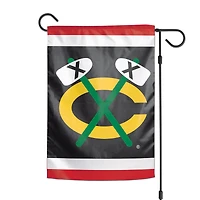 Drapeau de jardin double face WinCraft Chicago Blackhawks 12 po x 18 po