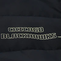Gilet matelassé court entièrement zippé noir Chicago Blackhawks de Mitchell & Ness pour femme