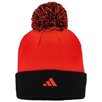Bonnet en tricot à revers Laurel adidas Blackhawks de Chicago pour femme rouge avec pompon