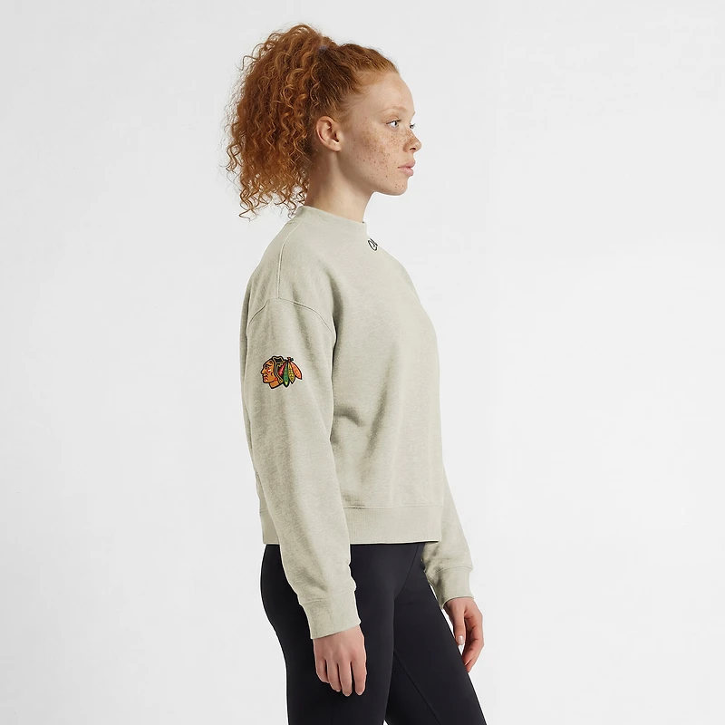 Women's Champion  Oatmeal Chicago Blackhawks Collar Script Triumph Fleece Crewneck Sweatshirt