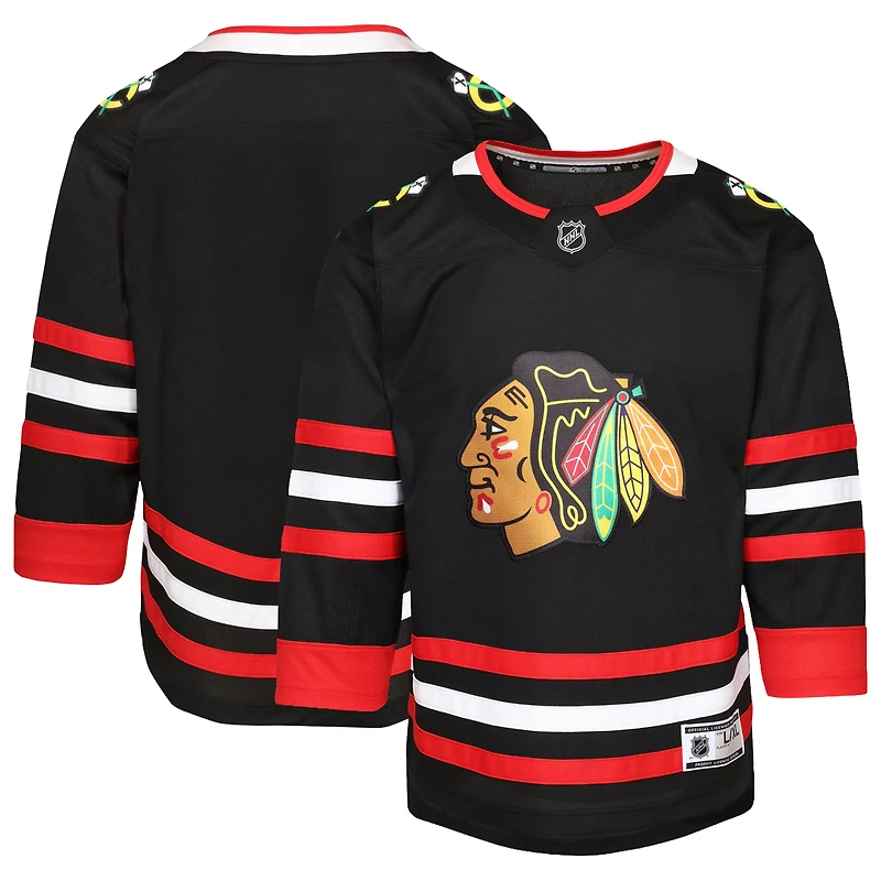Youth Outerstuff Black Chicago Blackhawks Alternate Replica Jersey