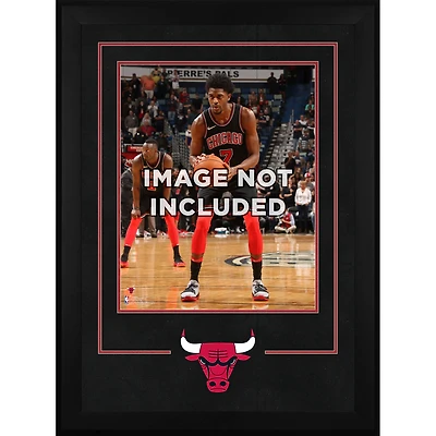 Cadre vertical Deluxe 16'' x 20'' des Chicago Bulls avec logo de l'équipe