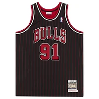 Dennis Rodman Chicago Bulls Autographed Black 1995 Mitchell & Ness Authentic Jersey
