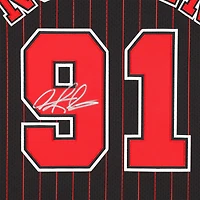 Maillot authentique Mitchell & Ness à rayures noires autographié par Dennis Rodman des Chicago Bulls 1996-97