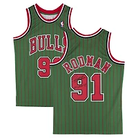 Maillot authentique Mitchell & Ness 1995-96 autographié par Dennis Rodman des Chicago Bulls avec inscription « 5x Champ »