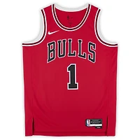 Maillot Swingman Nike Icon Edition rouge autographié par Derrick Rose des Chicago Bulls avec inscription « MVP 2011 »