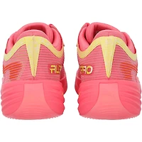 Chaussures Puma roses portées par Josh Giddey, joueur des Chicago Bulls, lors de la saison NBA 2025-2026.