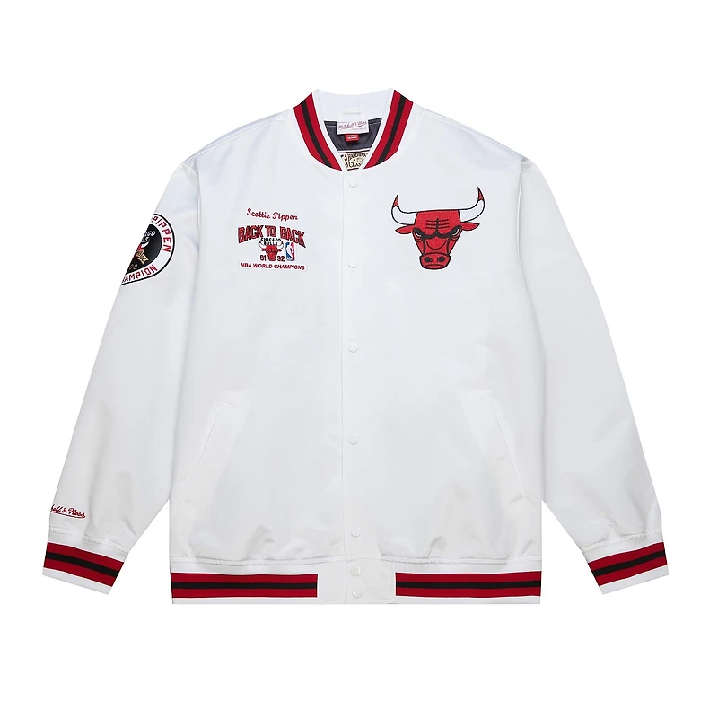 Men's Mitchell & Ness Scottie Pippen White Chicago Bulls NBA Legends Full-Snap Satin Jacket