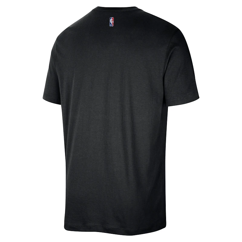 T-shirt Jordan Brand noir Chicago Bulls Statement Edition Essential pour homme