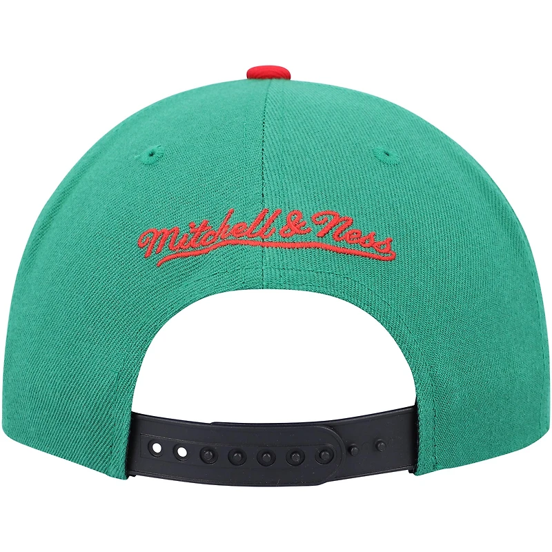 Men's Mitchell & Ness Black/Green Chicago Bulls Day One Snapback Hat