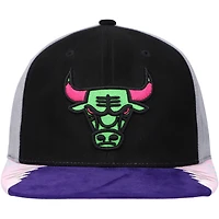 Men's Mitchell & Ness Black/Pink Chicago Bulls Day 5 Snapback Hat