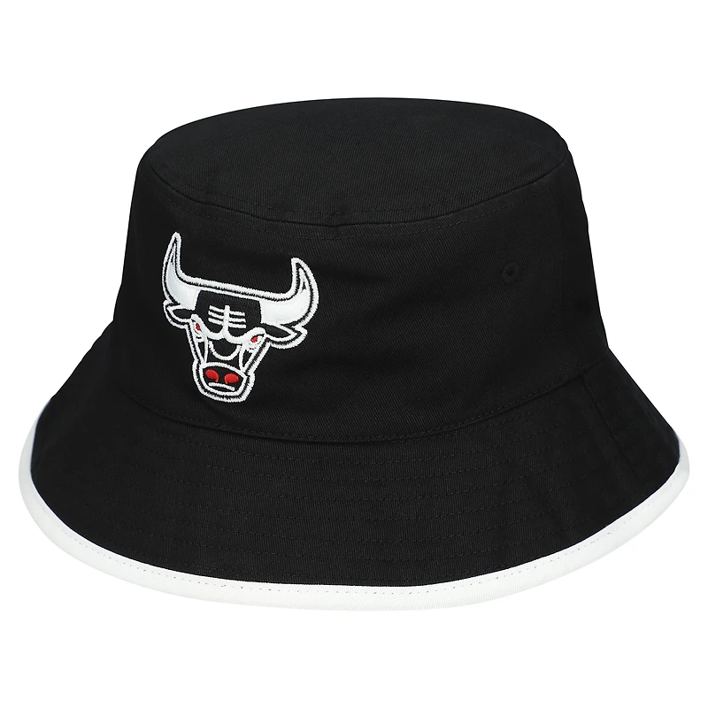 Men's Mitchell & Ness Black/Red Chicago Bulls Flip It Reversible Bucket Hat