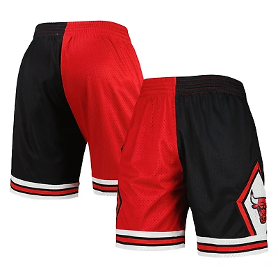 Short Mitchell & Ness noir/rouge pour homme Chicago Bulls Hardwood Classics 1997 Split Swingman