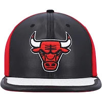 Men's Mitchell & Ness Black/ Chicago Bulls Day One Snapback Hat