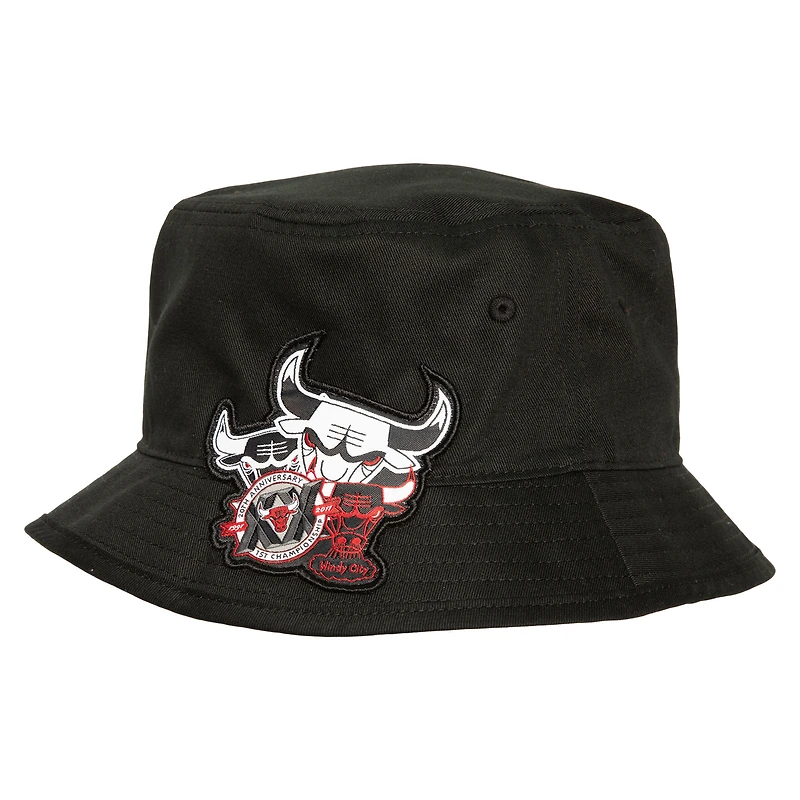 Chapeau bob noir 20e anniversaire des Chicago Bulls Mitchell & Ness pour hommes